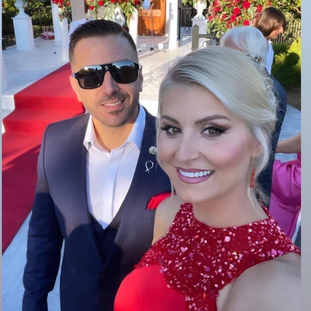 Ο Τάσος και η Γιούλη, μέλη της Millionaire Team της Herbalife και εμπνευστές της ομάδας NewBiz.